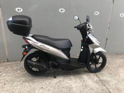 2015 Suzuki
Address 110 (UK110NE)