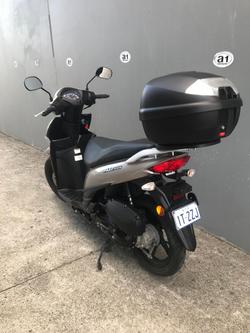 2015 Suzuki
Address 110 (UK110NE)