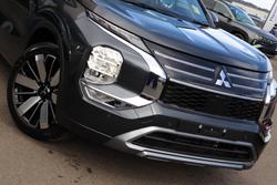 2025 Mitsubishi Outlander Exceed Tourer