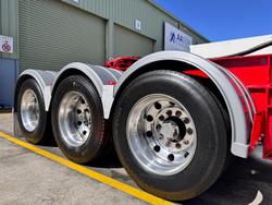 2006 Maxitrans
                St3 Lead A 12 Pallet Double Drop Deck Mezz Refrigerated 