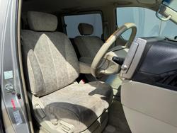 2002 Nissan Elgrand Rider S E51 Gold
