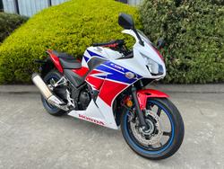 2015 Honda CBR300R
