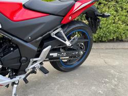 2015 Honda CBR300R