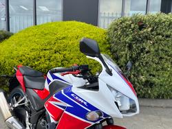 2015 Honda CBR300R