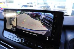 2025 Mitsubishi Outlander ES