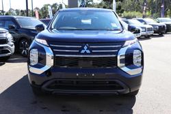 2025 Mitsubishi Outlander ES