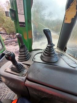 2011 John Deere 748H Green