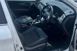 2019 Nissan
QASHQAI ST-L