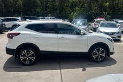 2019 Nissan
QASHQAI ST-L