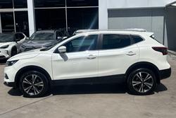 2019 Nissan
QASHQAI ST-L