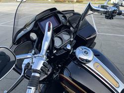 2023 HARLEY-DAVIDSON FLTRKSE CVO ROAD GLIDE LTD 117 Gold Dip