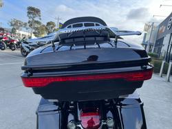 2023 HARLEY-DAVIDSON FLTRKSE CVO ROAD GLIDE LTD 117 Gold Dip
