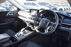 2024 Mitsubishi Outlander ES ZM MY24 White