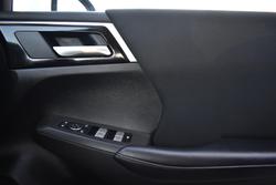 2024 Mitsubishi Outlander ES ZM MY24 White