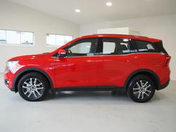 2025 Mahindra XUV700 AX7L