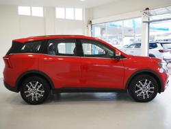 2025 Mahindra XUV700 AX7L