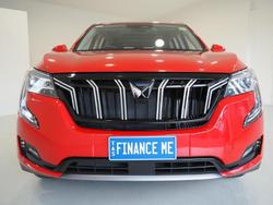 2025 Mahindra XUV700 AX7L