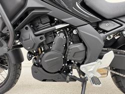 2025 CFMOTO MT Black