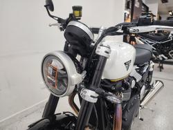 2025 Triumph 2025 TRIUMPH 1200CC SPEED TWIN 1200