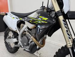 2026 Triumph 2026 Triumph 450CC TF 450-E Motocross BLACK/WHITE