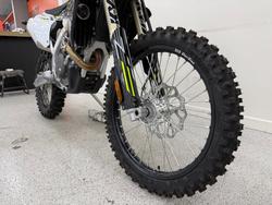 2026 Triumph 2026 Triumph 450CC TF 450-E Motocross BLACK/WHITE