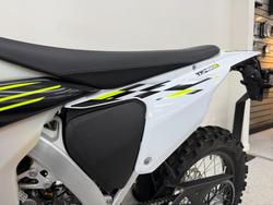 2026 Triumph 2026 Triumph 450CC TF 450-E Motocross BLACK/WHITE