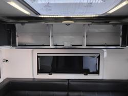 2018 Crusader Excallibur Prince With Centre Ensuite And Rear Club Lounge