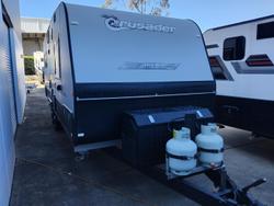 Crusader Excallibur Prince With Centre Ensuite AND Rear Club Lounge