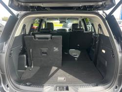 2025 Ford Everest Trend