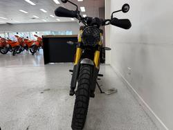 2025 Triumph 2025 Triumph 400CC SCRAMBLER 400 WHITE/GREEN