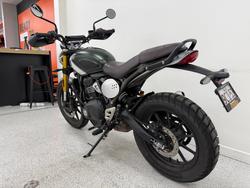 2025 Triumph 2025 Triumph 400CC SCRAMBLER 400 WHITE/GREEN