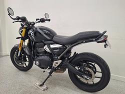 2025 Triumph 2025 Triumph 400CC SPEED 400 Black