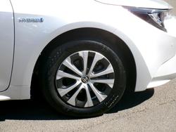 2021 Toyota
Corolla Ascent Sport Hybrid