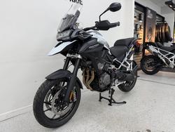 2026 Triumph TIGER 1200 GT PRO SNOWDONIA WHITE