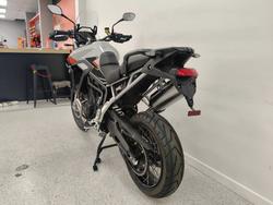 2025 Triumph TIGER 900 RALLY PRO Ash Grey / Intense Orange