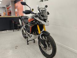 2025 Triumph TIGER 900 RALLY PRO Ash Grey / Intense Orange