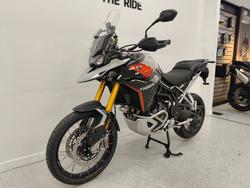 2025 Triumph TIGER 900 RALLY PRO Ash Grey / Intense Orange
