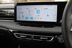 2025 MG HS Hybrid+ Essence