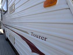 2006 Majestic 17' Tourer Poptop