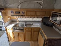 2006 Majestic 17' Tourer Poptop