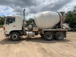 2004 Hino 500 Fm 1628 Agitator