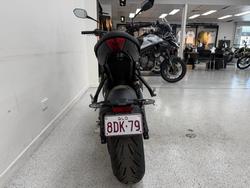 2025 Triumph TRIDENT 660 Yellow