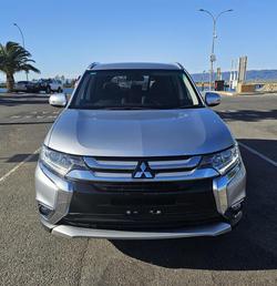 2017 Mitsubishi
Outlander ES