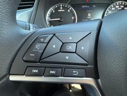 2024 Nissan Navara SL D23 MY25 4X4 Dual Range White Pearl