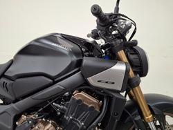2025 Honda CB650RAC Black