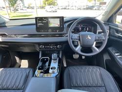 2025 Mitsubishi Outlander Exceed ZM MY25 AWD Black Diamond