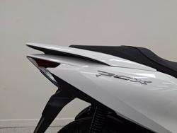 2025 Honda PCX125 White