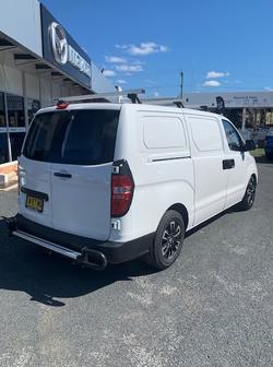 2014 Hyundai iLoad TQ2-V MY15 WHITE