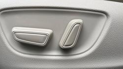 2021 Toyota
                Kluger Grande