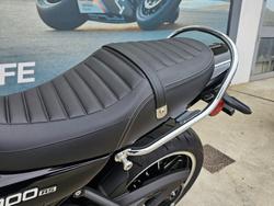 2021 Kawasaki Z900RS (ZR900C) Black